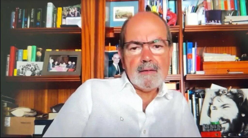 Médicaments, neurologue Stocchi : "Avec une formulation à libération modifiée, moins de comprimés pour la maladie de Parkinson"