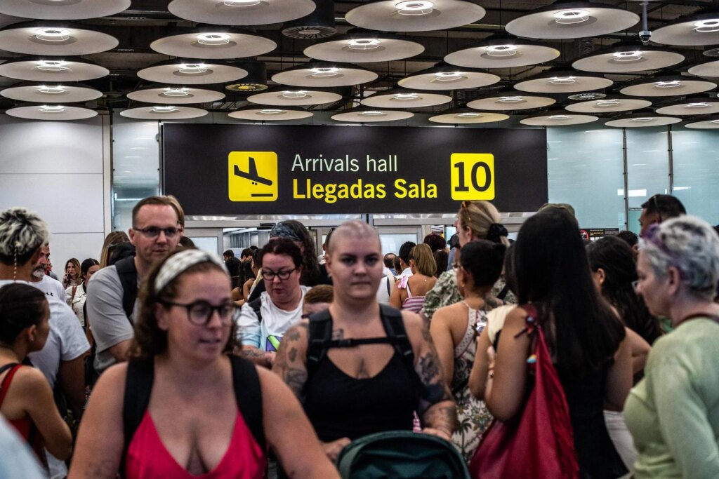 Migrants, le ministère de l'Intérieur prolonge de 15 jours les contrôles aux frontières avec l'Espagne. Madrid : « Décision honteuse ». Tajani : "Réaction inappropriée"