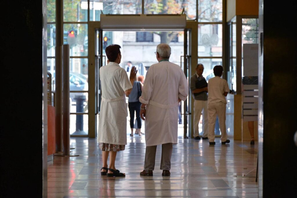 Nouveau contrat pour les médecins du Service de Santé, des augmentations aux protections, voici l'actualité