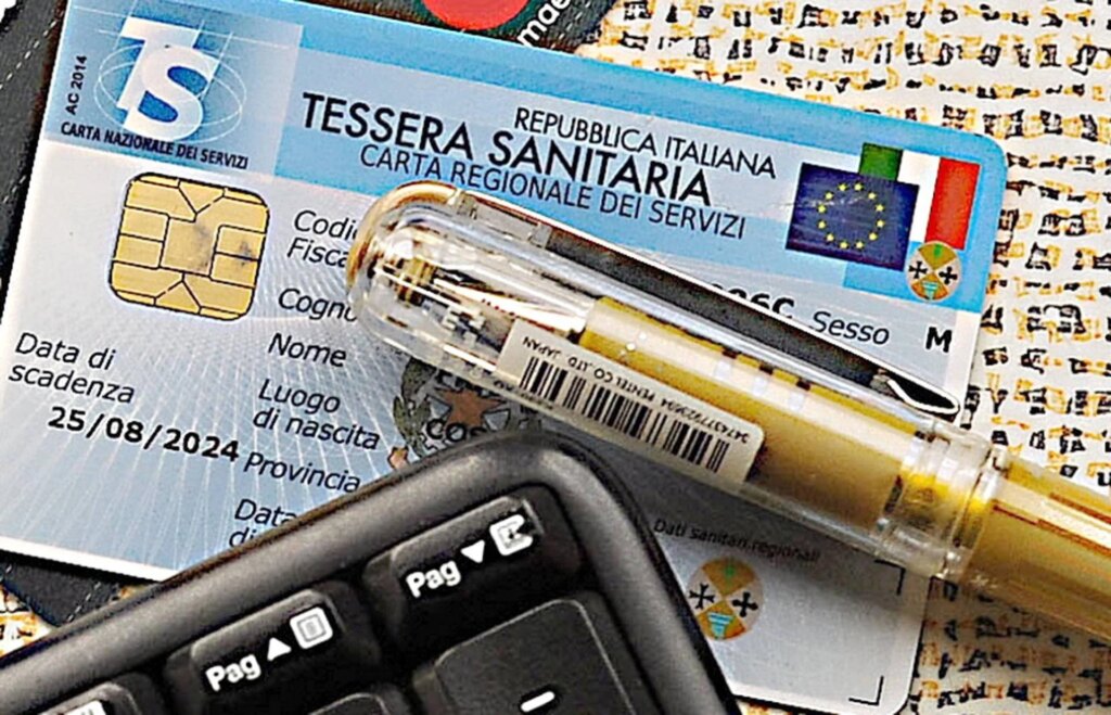 Carte de santé et faux emails pour voler des données, fraude et alerte du ministère de la Santé