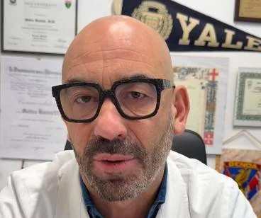 Grippe, Bassetti : "Insulté parce que je me suis fait vacciner"