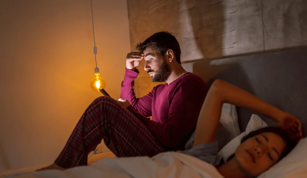 Heure normale : la dette de sommeil persiste, enquête : "Un Italien sur 3 récupère pendant le week-end"