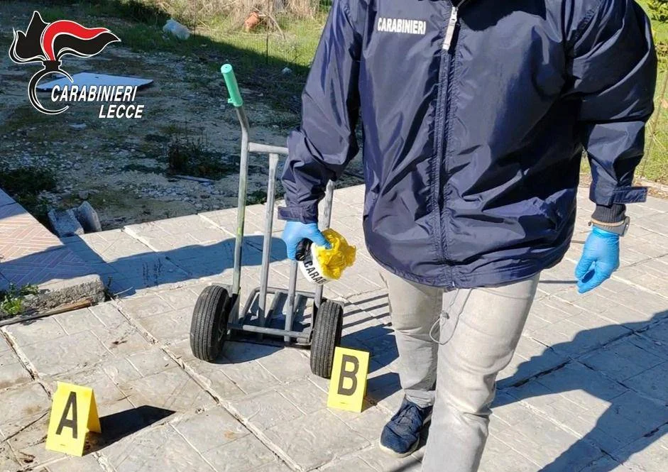 Lecce, un homme âgé retrouvé mort dans un puits à Torre Rinalda : un homme de 32 ans arrêté