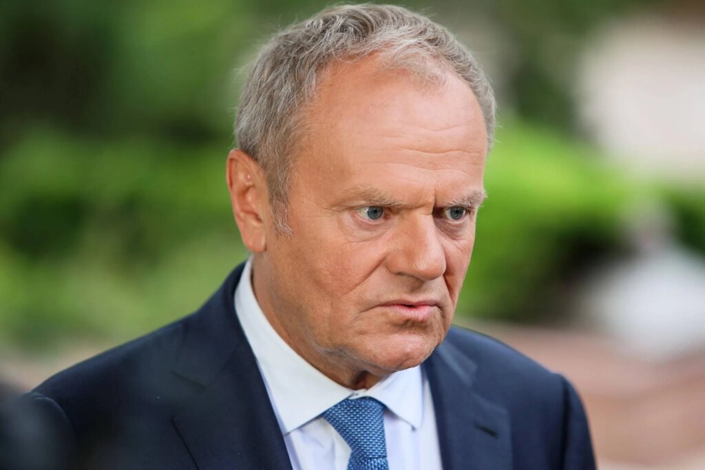 Pologne, Tusk : "Un homme arrêté qui avait menacé de m'attaquer ainsi que le ministre de la Défense"